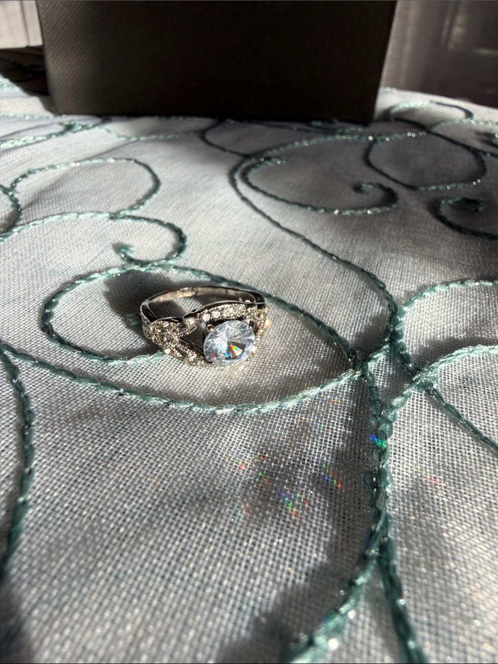 Silver-Tone Crystal Ring 💍